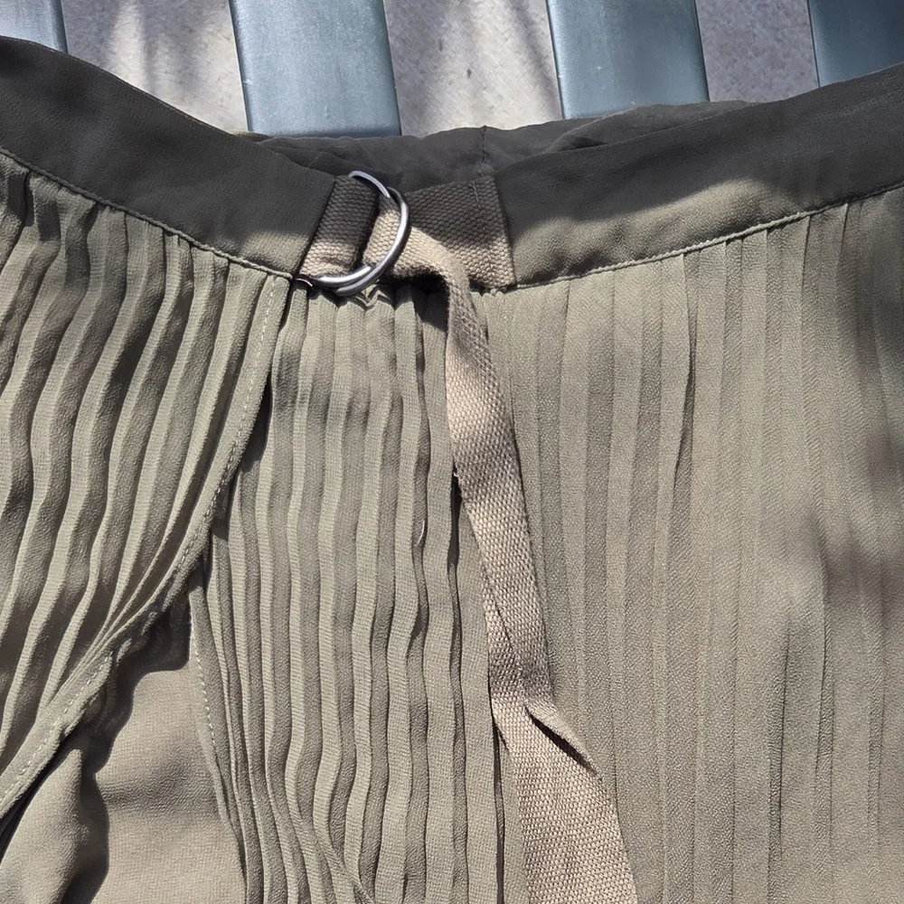 Free People Bowery Pleated Sheer High Waist Midi Skirt in Army Green Sz M - Picture 5 of 10